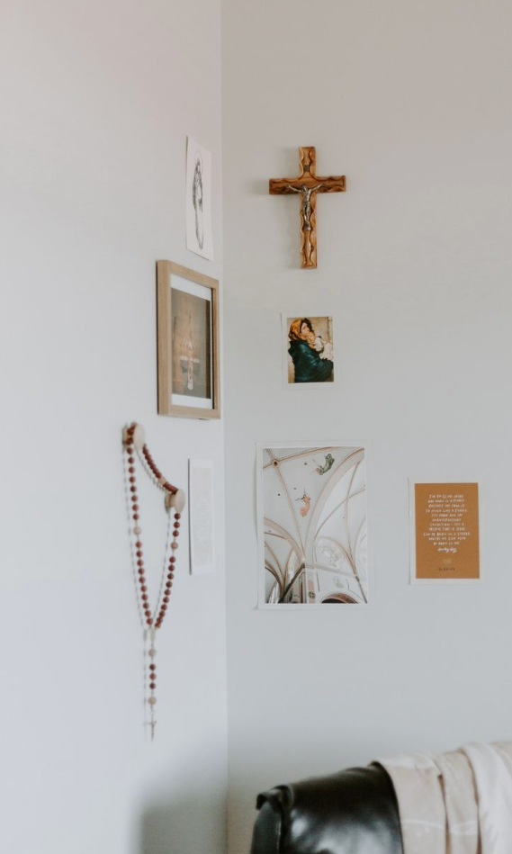 Catholic Home Decor and Art: How to Infuse Your Home with Faith and Be ...