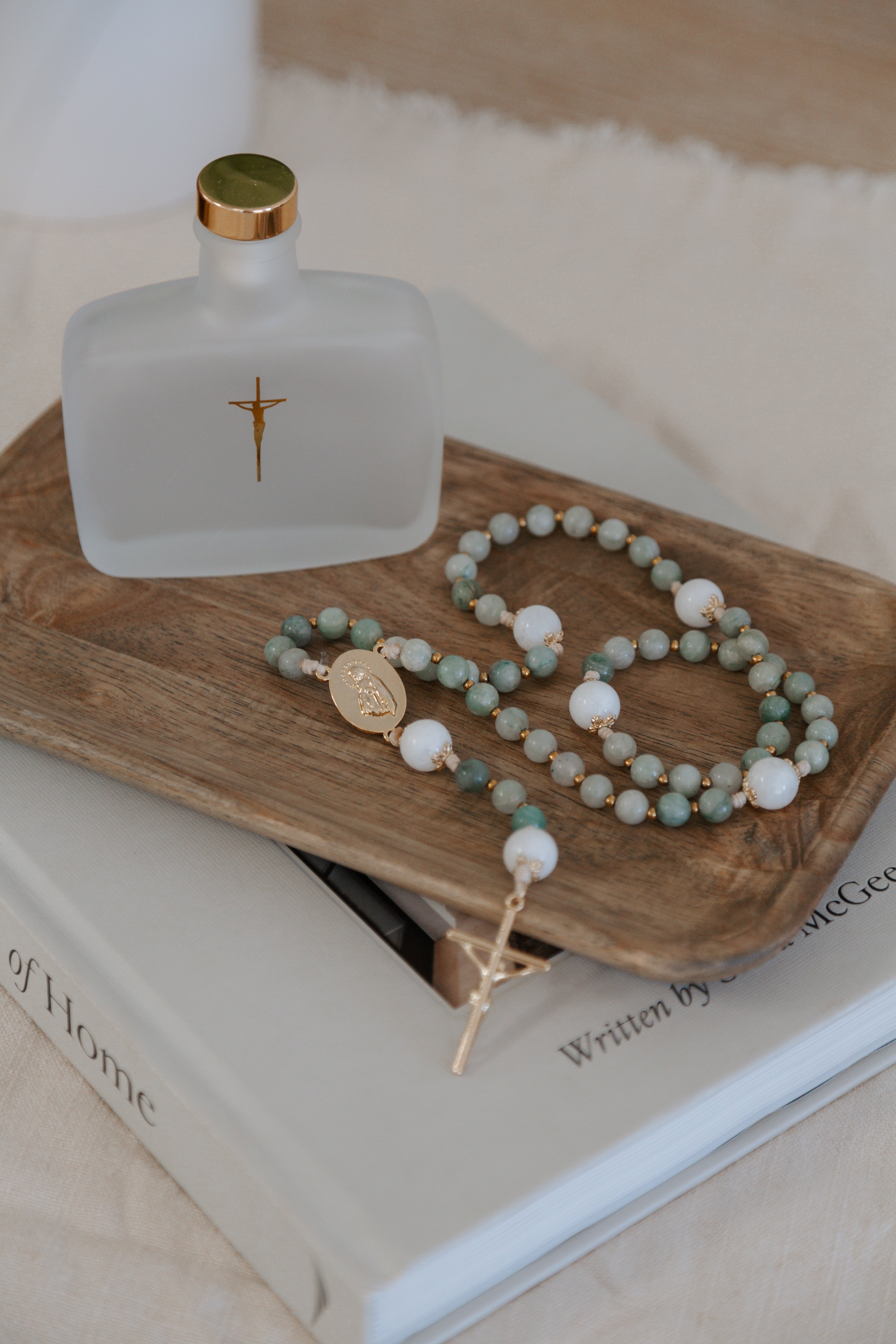 15 Promises of the Rosary: Discover Mama Mary’s Words of Hope and Protection