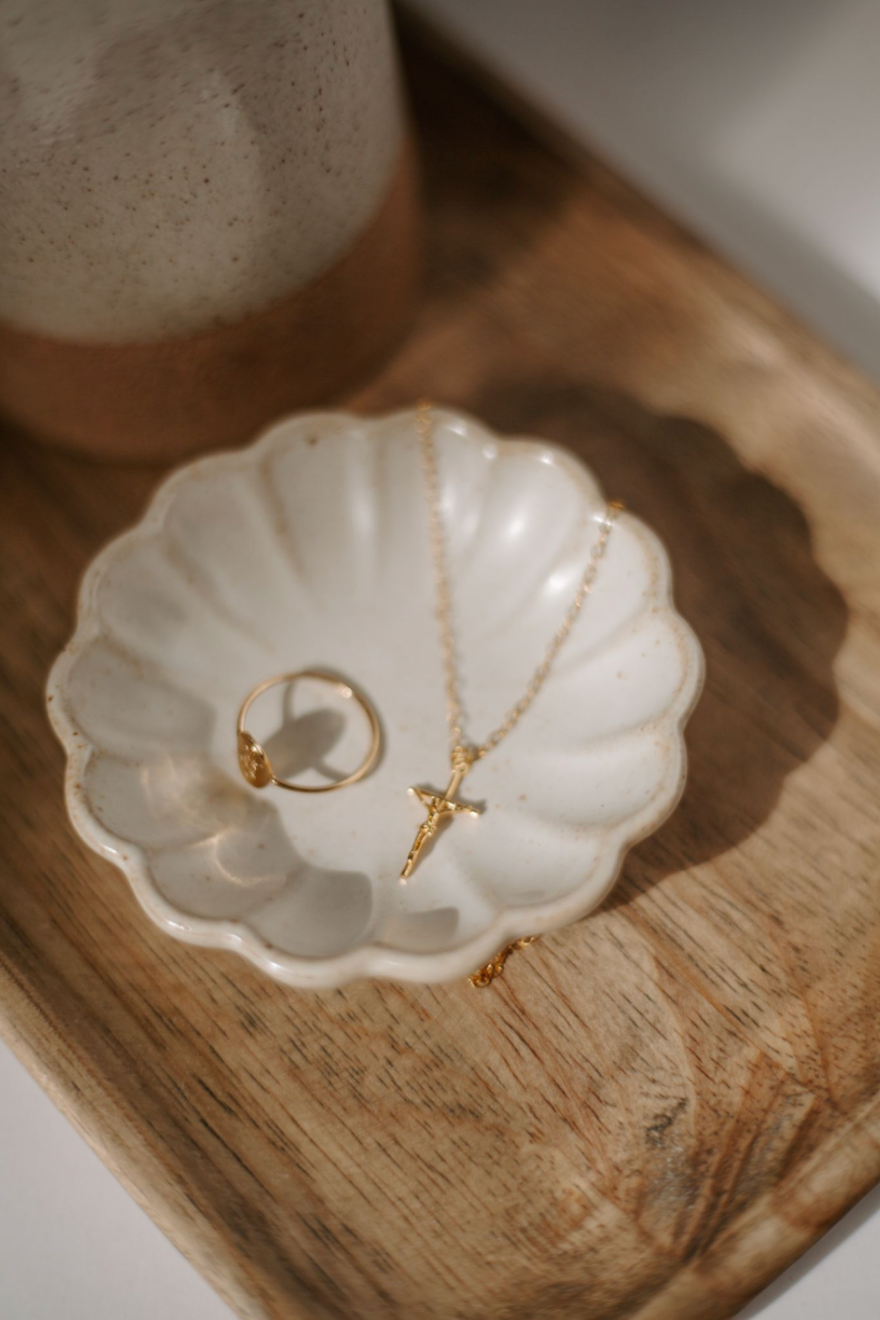 How to Choose Catholic Jewelry That Reflects Your Faith: From Miraculous Medal Necklaces to Everyday Bracelets