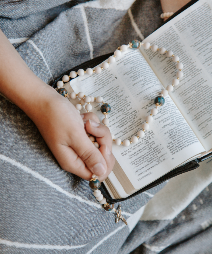 Learning to Pray the Rosary: A Simple Breakdown of the Prayers, the Mysteries, and Mary's Intercession