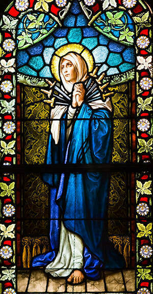 How the 7 Sorrows Rosary Deepens Your Relationship with Mother Mary