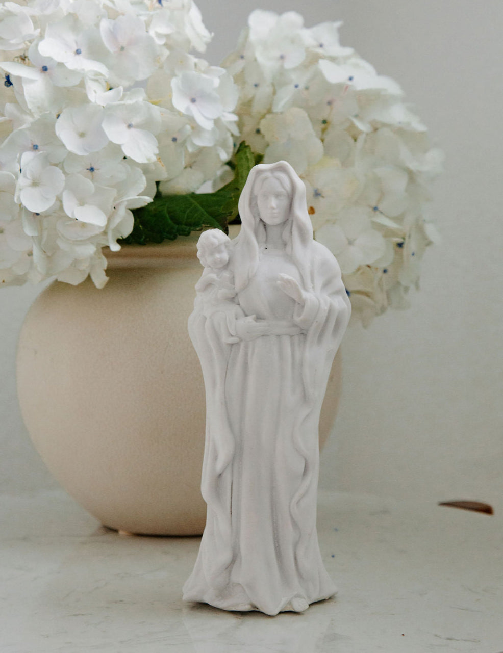 Madonna-and-child-statue-spring.jpg