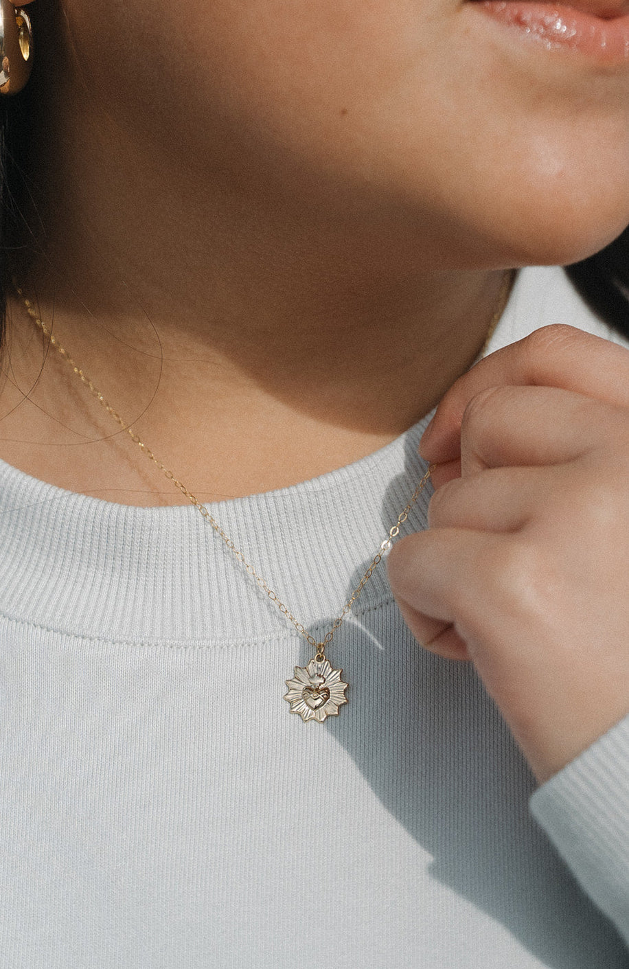 Dainty Sacred Heart Necklace