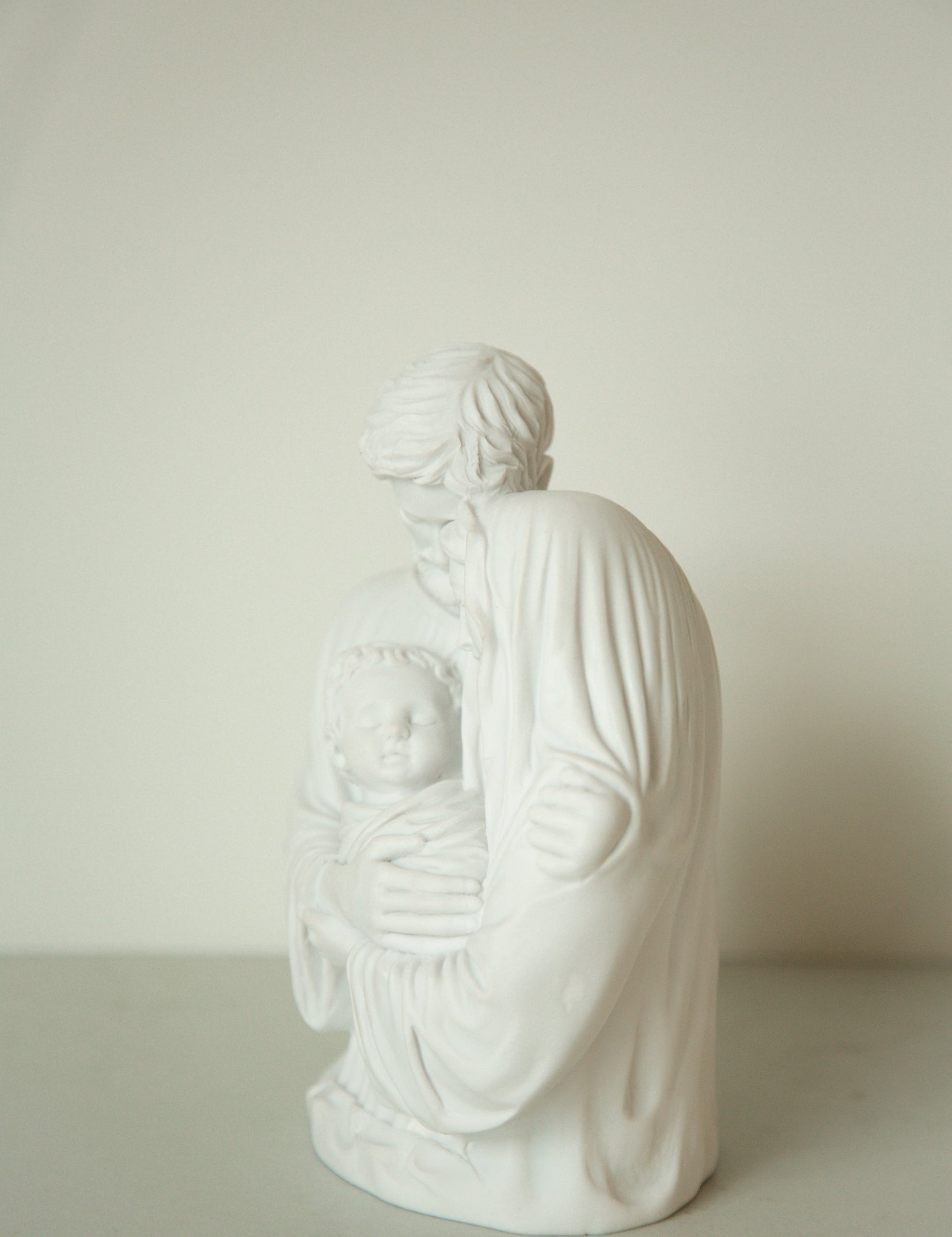 holy-family-statue-jesus-mary-joseph-side-view.jpg